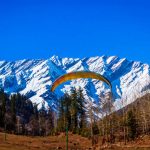 Paragliding adventure in Manali